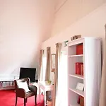 Landsitzhotel Und Seminarium Peterhof