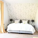 Landsitzhotel Und Seminarium Peterhof 4* Hodorf