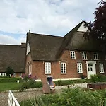 Hotel Landsitzhotel Und Seminarium Peterhof 4*