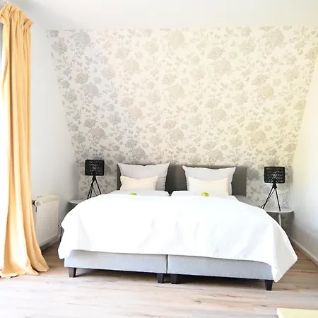 Landsitzhotel Und Seminarium Peterhof 4* Hodorf