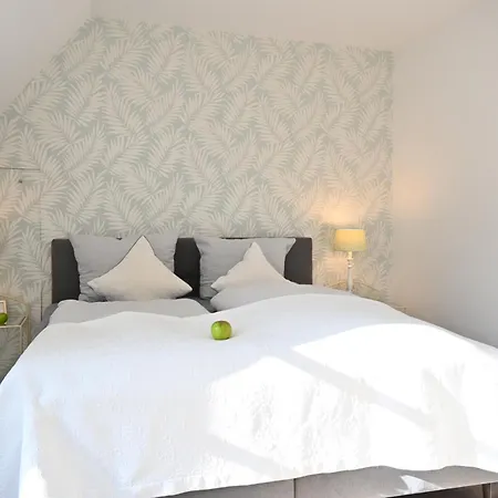 Landsitzhotel Und Seminarium Peterhof Hotel