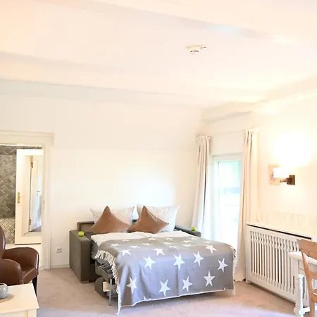 Landsitzhotel Und Seminarium Peterhof Hotel