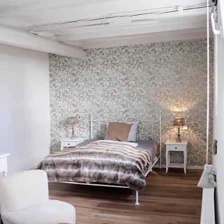 Landsitzhotel Und Seminarium Peterhof 4*