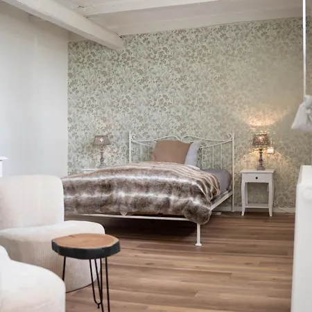 Landsitzhotel Und Seminarium Peterhof