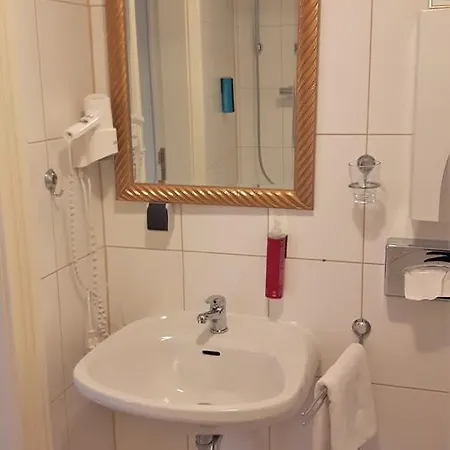 Landsitzhotel Und Seminarium Peterhof 4* Hodorf