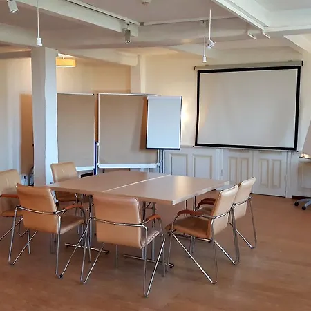 Landsitzhotel Und Seminarium Peterhof 4* Hodorf