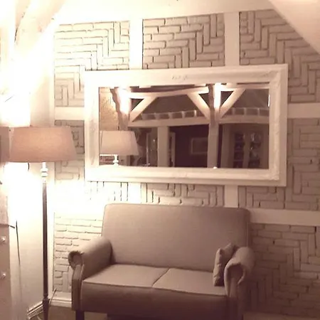 ホテル Landsitzhotel Und Seminarium Peterhof 4*