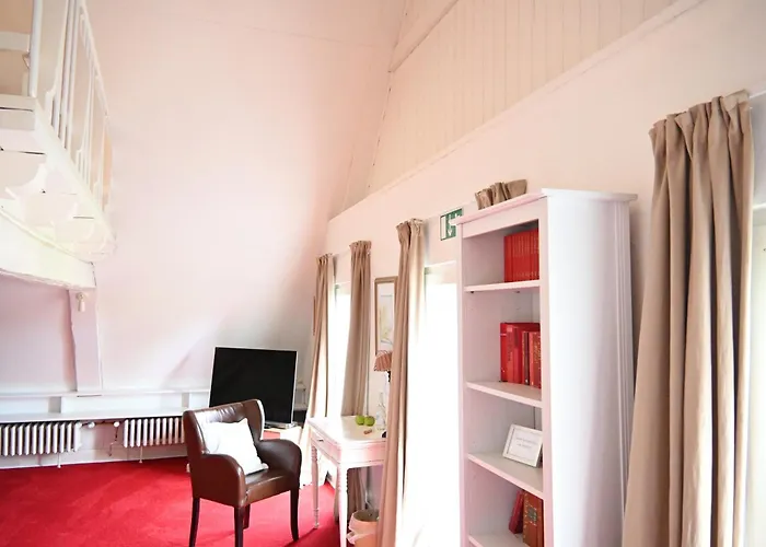 Landsitzhotel Und Seminarium Peterhof